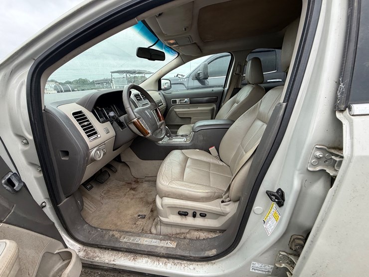 2007-lincoln-mkx-image-37