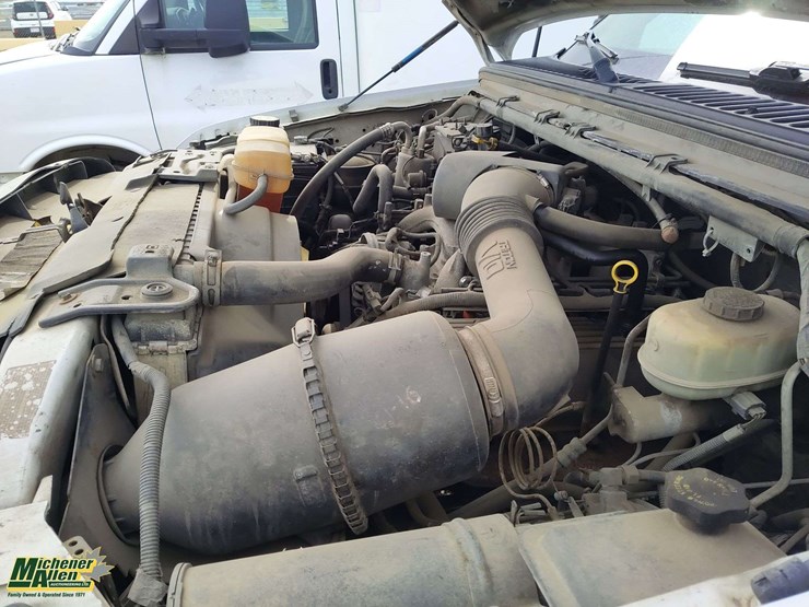 2003-ford-f550-image-23