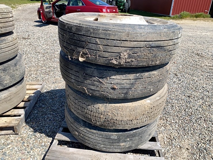 4---295/75r22.5-rims-and-tires-image-2