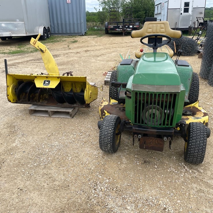 JOHN DEERE 318