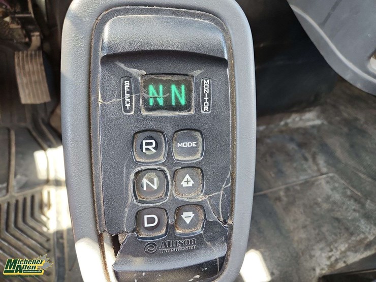 international-durastar-4400-image-21