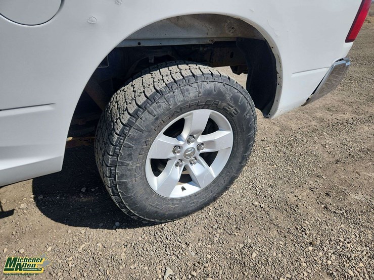 2014-dodge-1500-image-11