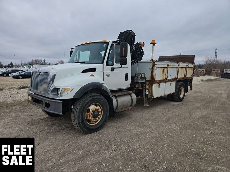 international-workstar-7400-image-1