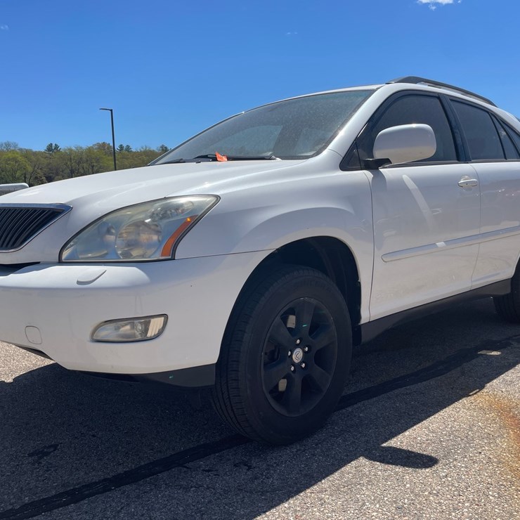 2004 LEXUS RX330