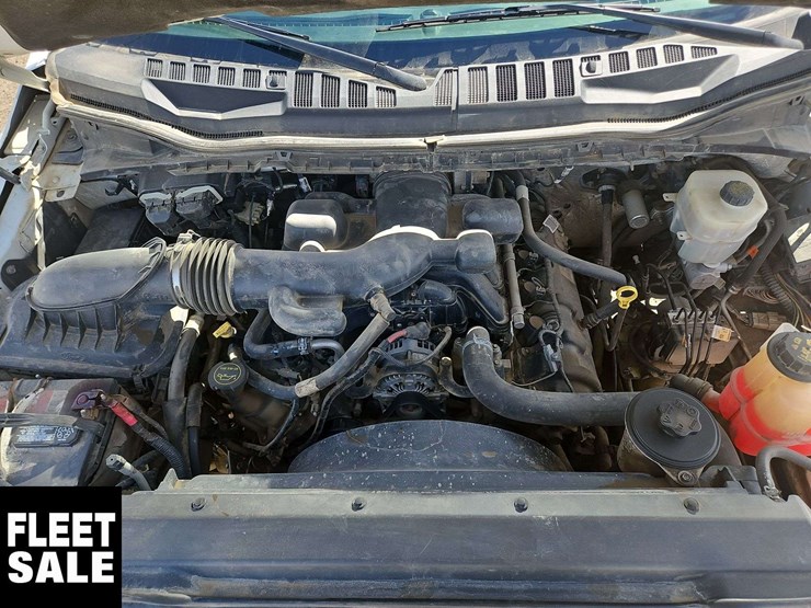 2017-ford-f550-image-25