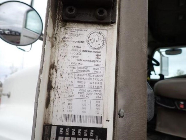 2006-international-paystar-5600i-image-11