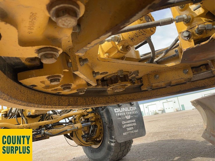 caterpillar-160m-awd-image-30