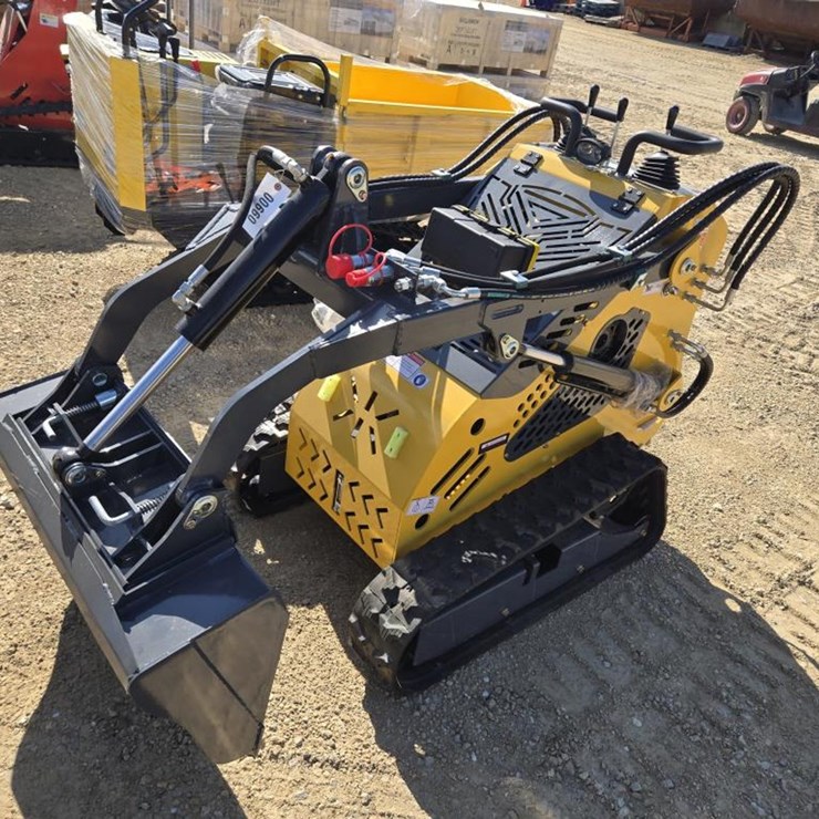 #660 • NEW SDLANCH SSL60 MINI TRACK SKID STEER