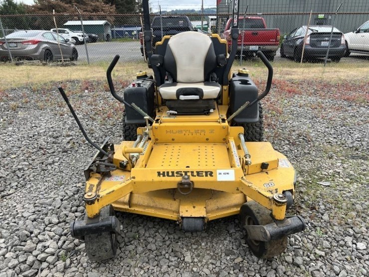 2018-hustler-z-zero-turn-mower-image-7