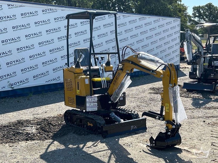 agt-skid-steer-loader-image-4