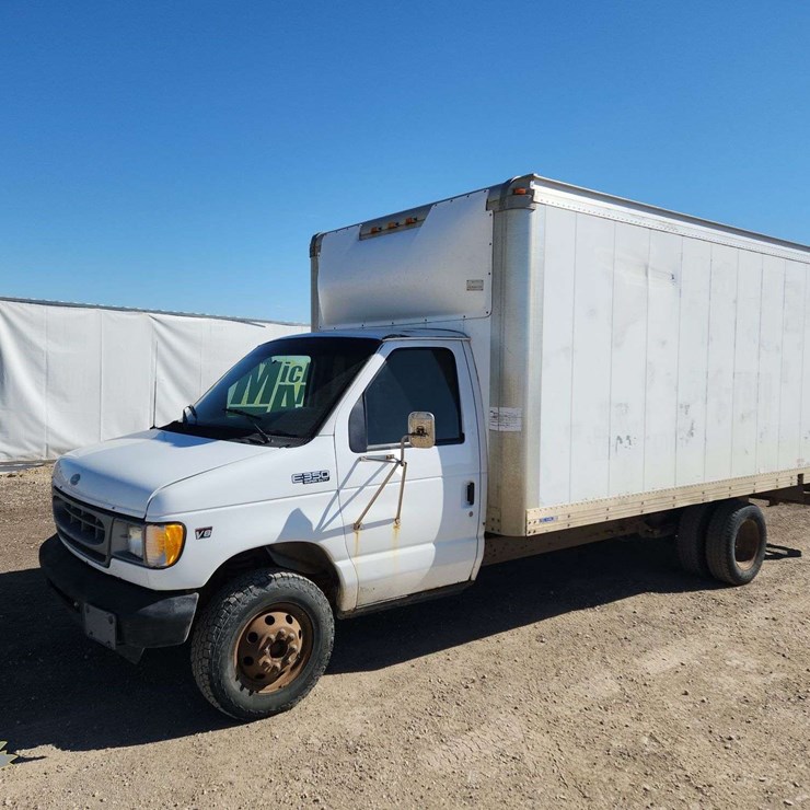 2000 FORD E SUPER DUTY