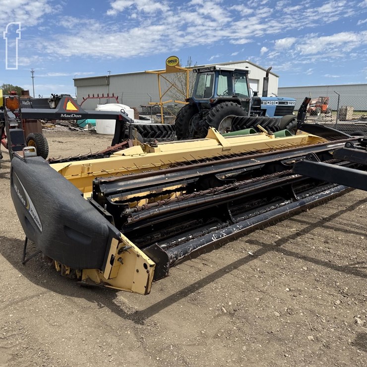 NEW HOLLAND 18HS
