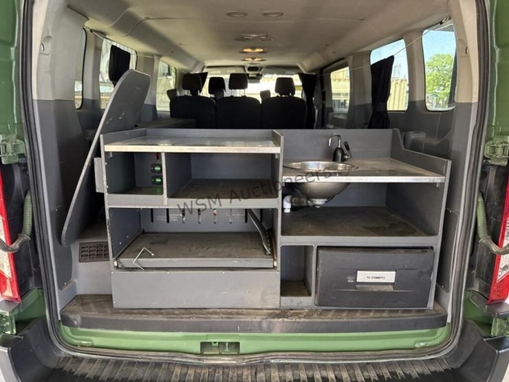 2018-ford-transit-image-14