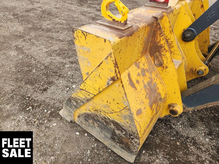 deere-410l-image-34