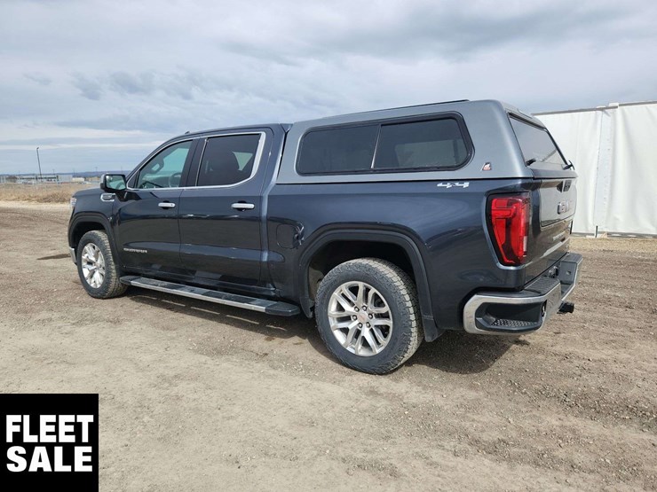 2021-gmc-sierra-1500-image-3