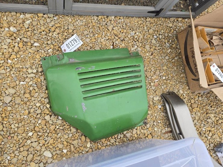 john-deere-110-image-1