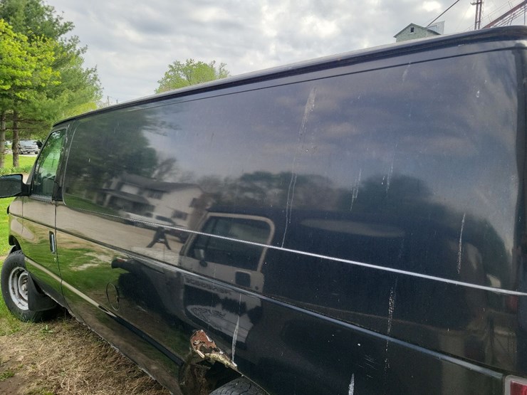 2000-ford-e250-image-8