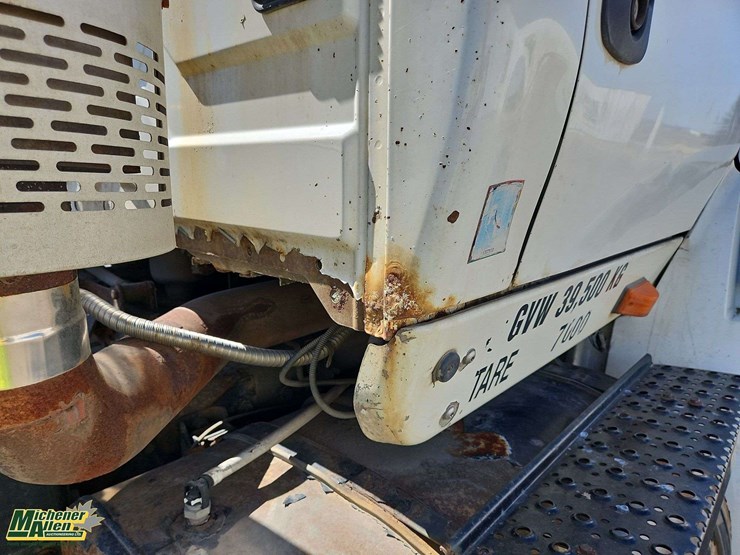 2004-international-transtar-8600-image-16