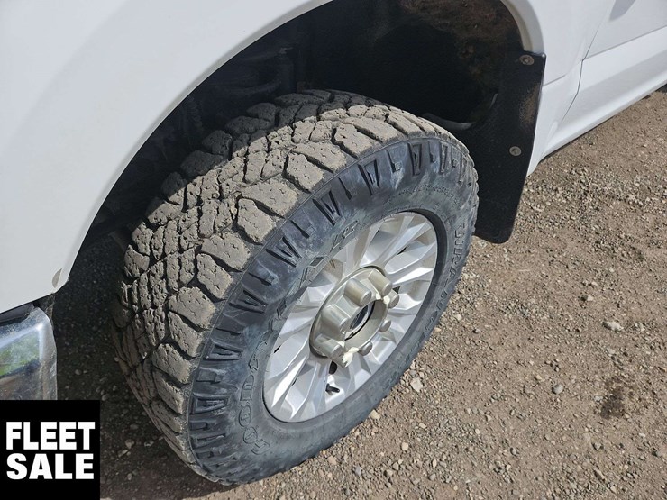 2020-ford-f250-image-13