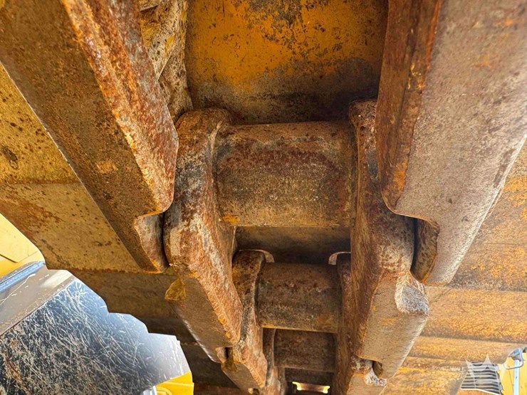 2020-deere-850l-wlt-image-39