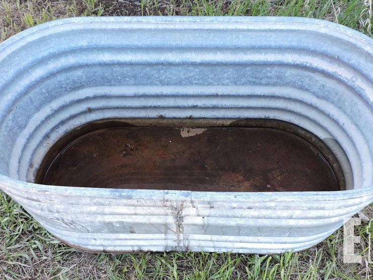 galvanized-stock-tank-image-2