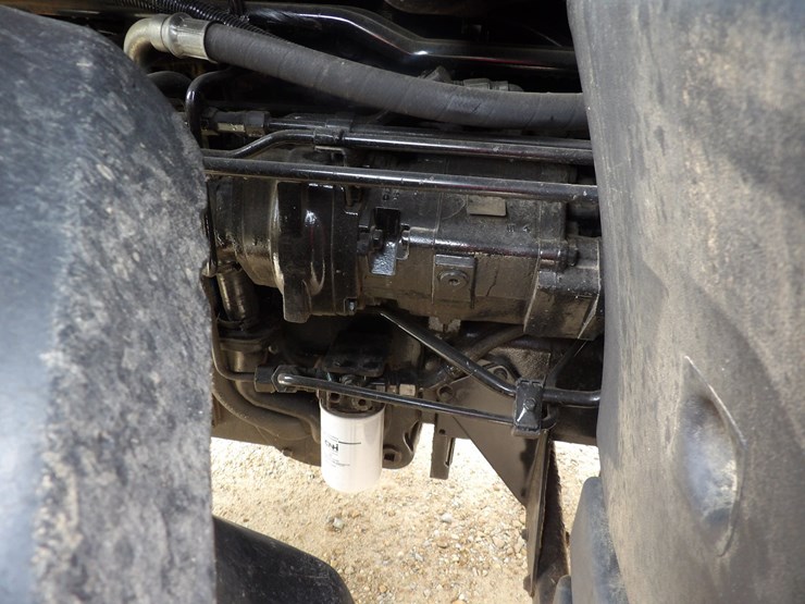 case-ih-mx270-image-33