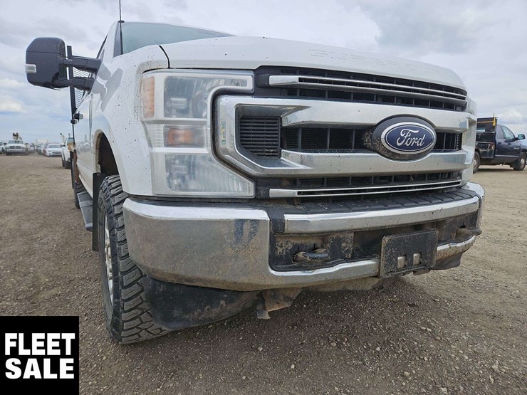 2022-ford-f350-image-19