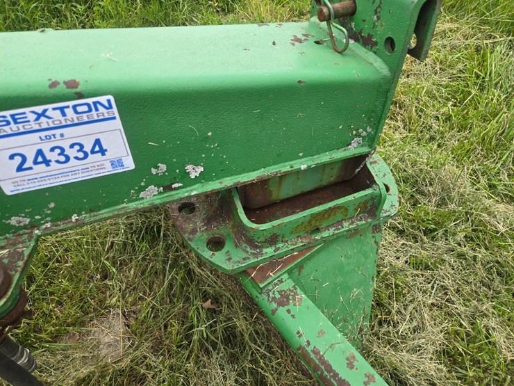 john-deere-8-image-12