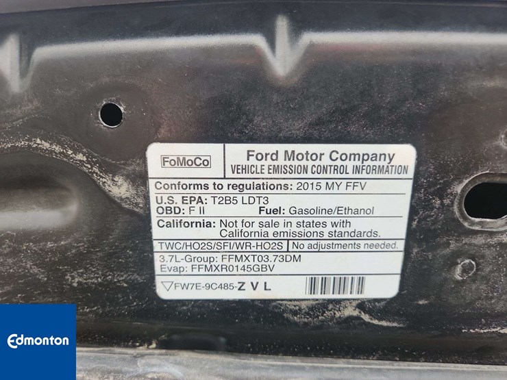 2015-ford-explorer-image-39