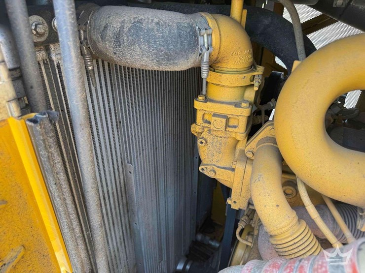2021-deere-850l-wlt-image-18