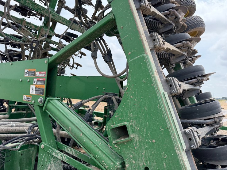 john-deere-1890-image-53