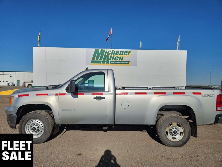 2012-gmc-sierra-2500hd-image-2