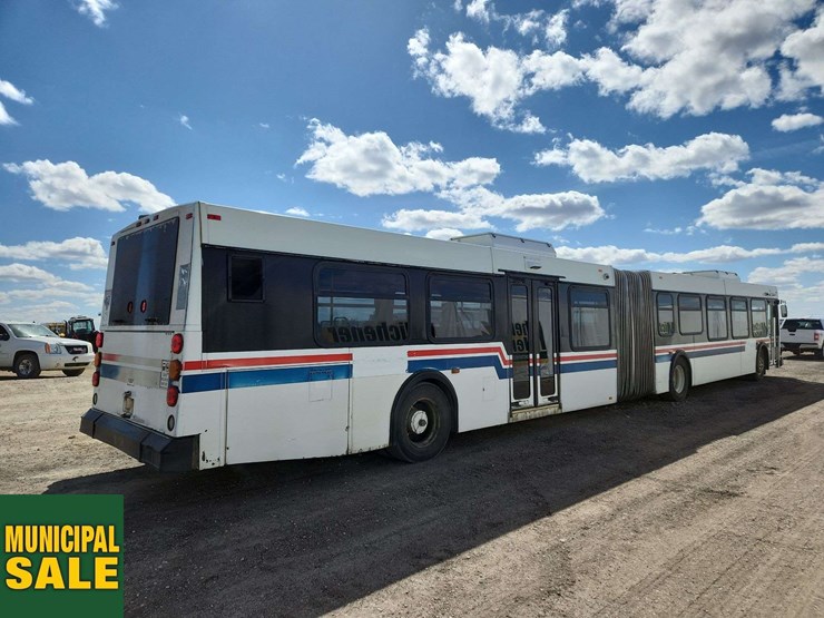 2006-new-flyer-d40lf-image-4