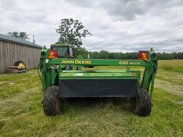 john-deere-630-image-11