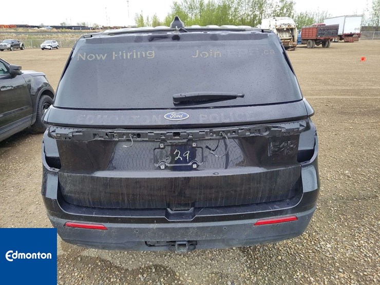 2025-ford-explorer-image-17
