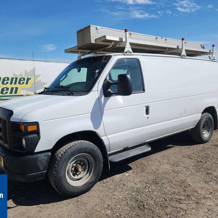 2012 FORD CARGO
