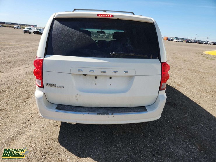 dodge-grand-caravan-image-7