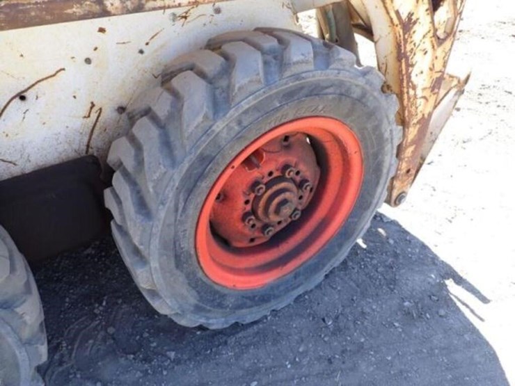 2007-bobcat-s100-image-30
