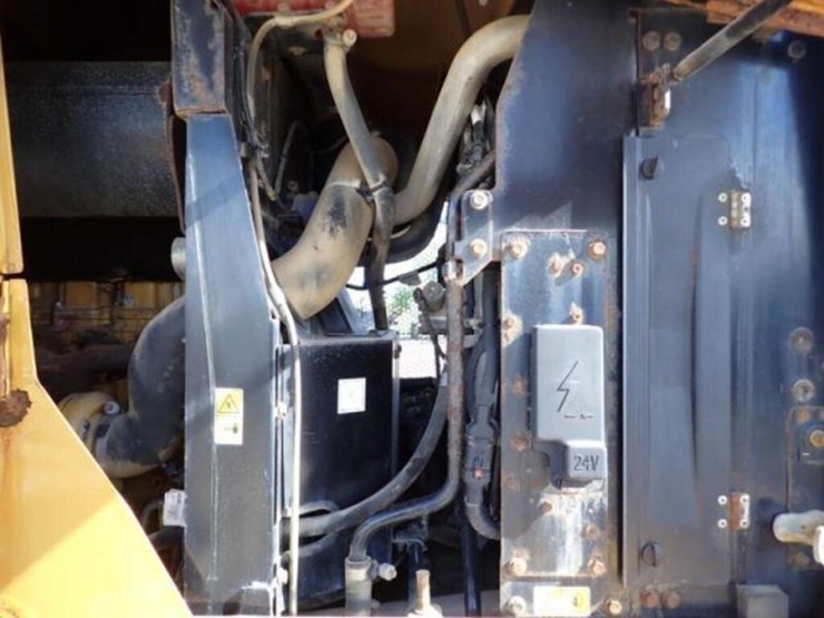 2018-caterpillar-924k-image-67