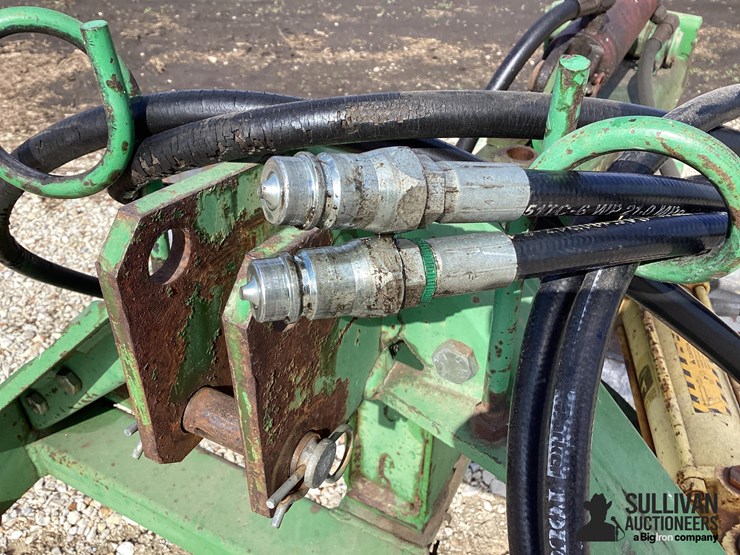 john-deere-115-image-11
