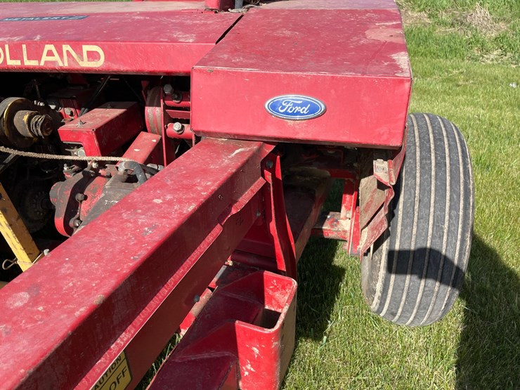 new-holland-790-image-8