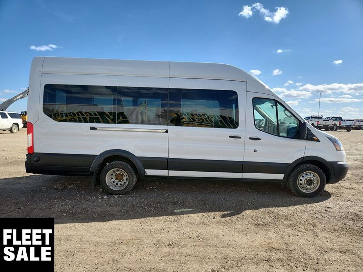 2019-ford-transit-image-10