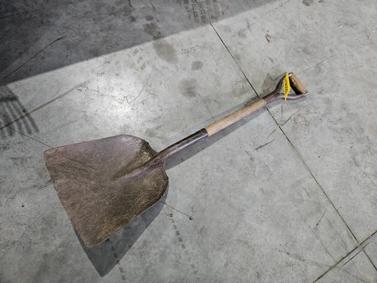 #6220-•-scoop-shovel-image-1