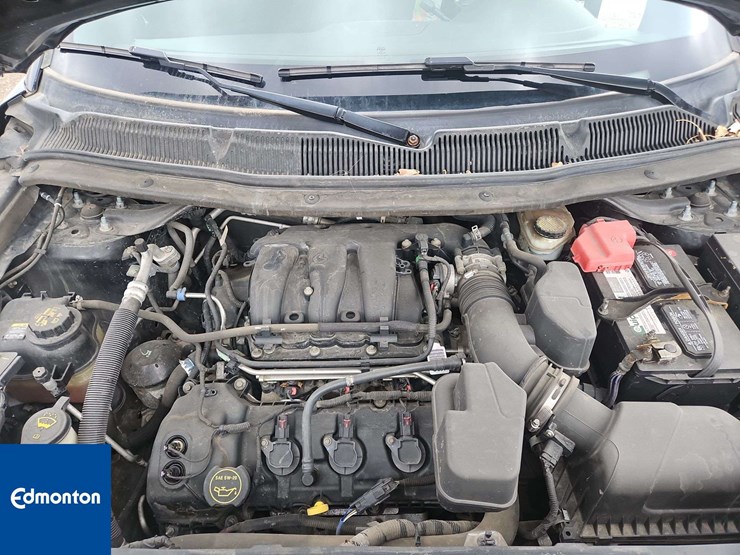 2015-ford-explorer-image-26
