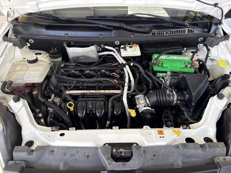 2011-ford-transit-connect-image-14