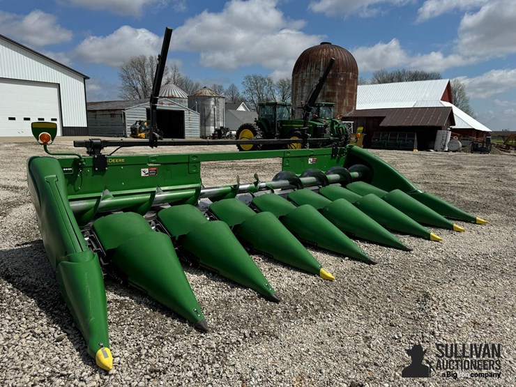 2020-john-deere-708c-image-7
