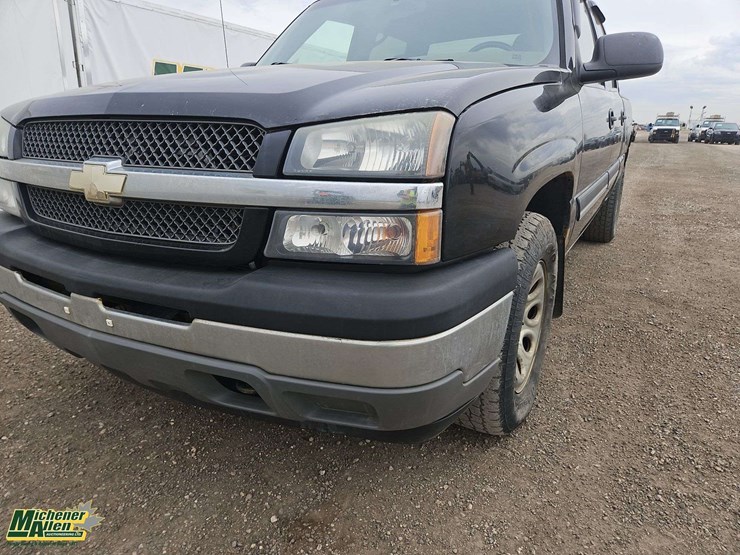 2005-chevrolet-silverado-1500-image-39