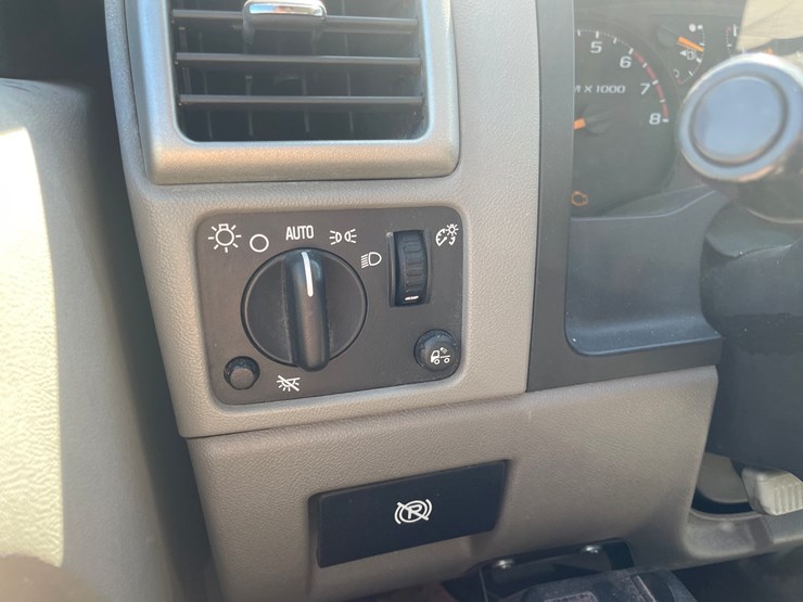 2007-chevrolet-colorado-image-35