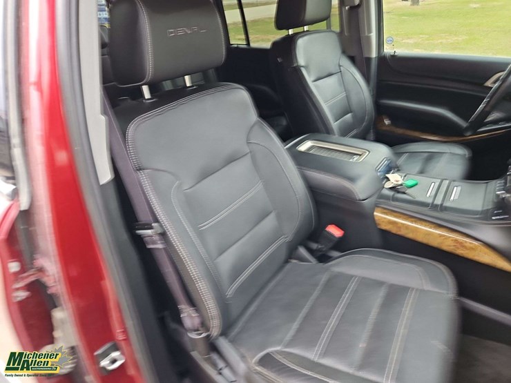 gmc-yukon-xl-image-35