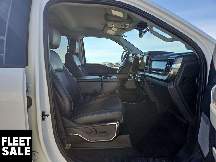 2023-ford-f250-image-27